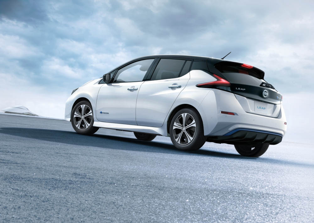 Cennik Nissana Leaf czy ehatchback jest drogi